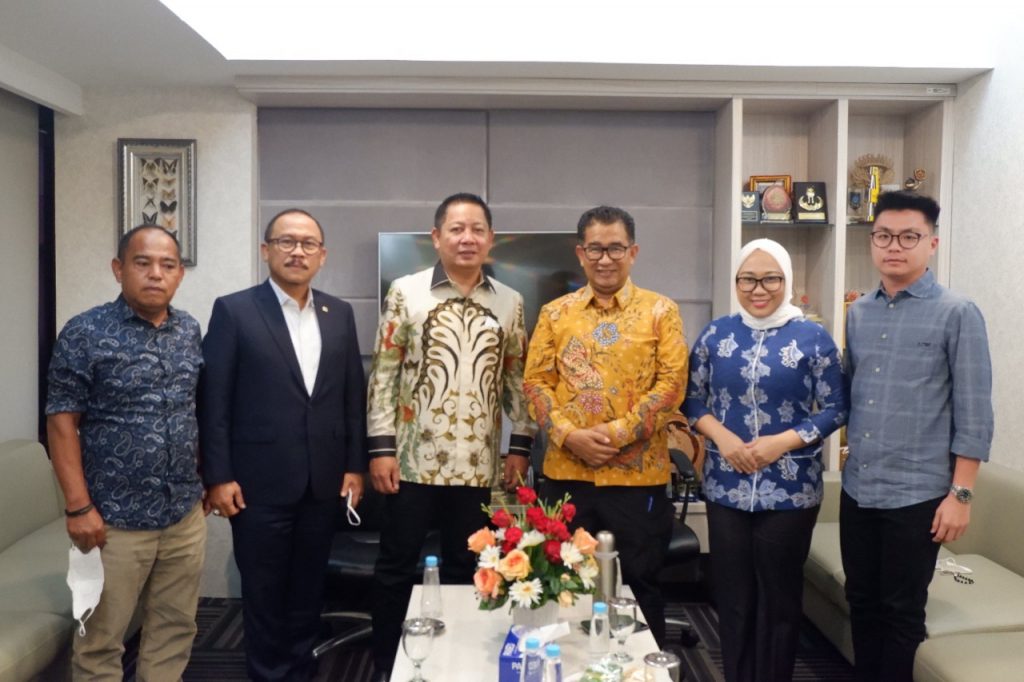 PJ.Gubernur Sulbar Temui Anggota DPR RI Berikut Yang Di Bahas.