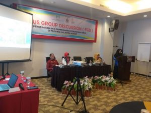 Kepala Dinas P3AP2KB Provinsi Sulbar Membuka Kegiatan (FGD) Pencegahan Dan Penanganan Perkawinan Anak.