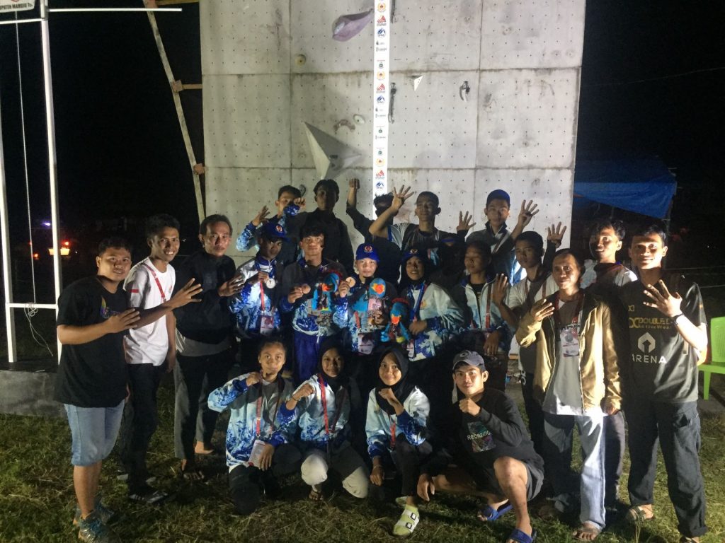 Mamuju kembali meraih  Perak & Perunggu Di Lomba Panjat Tebing di Kejuaraan Porpov Sulbar IV 2022