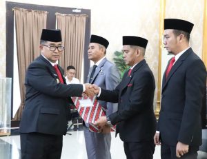 Pj Gubernur Sulbar Lantik 15 Pejabat Eselon II