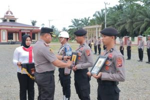 Terlibat Kasus Narkoba Dua Anggota polres Mamuju Tengah di Pecat Secara Tidak Hormat