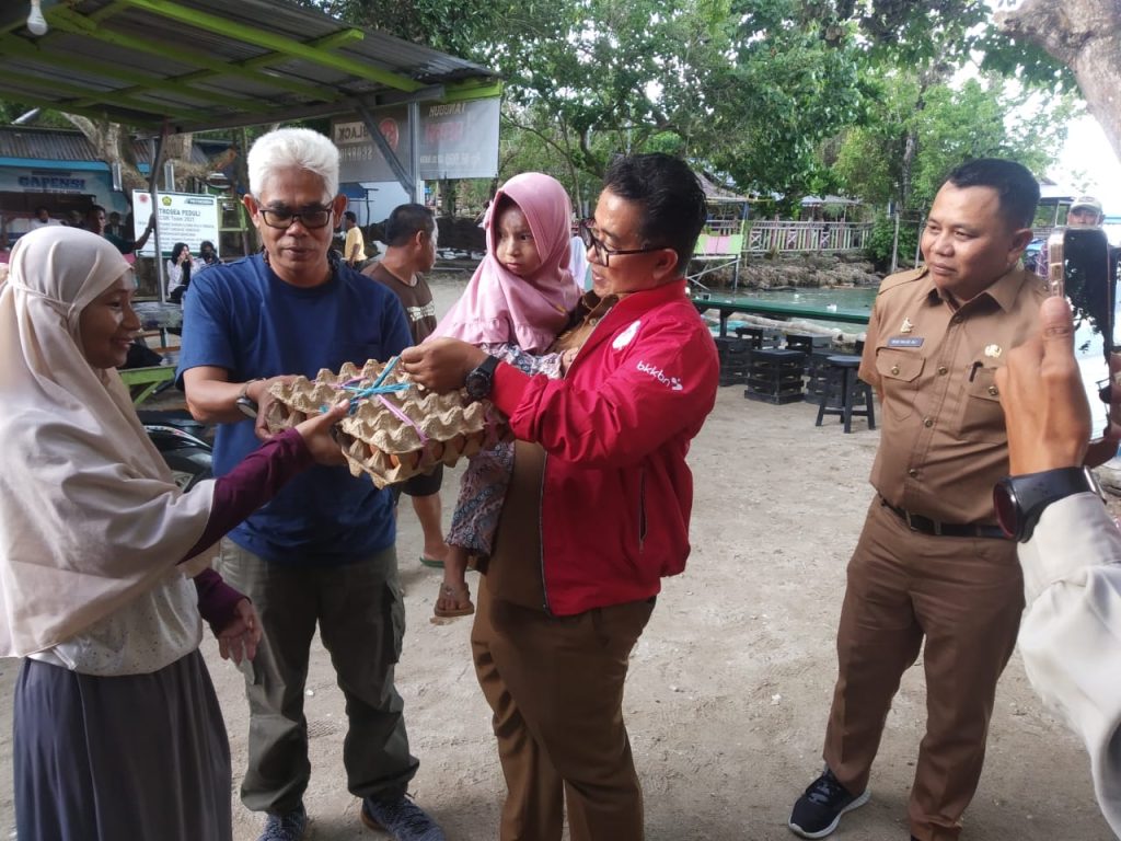 Usai Dikukuhkan Sebagai Kakak Asuh, Akmal Malik Sasar Keluarga Berisiko Stunting di Karampuang