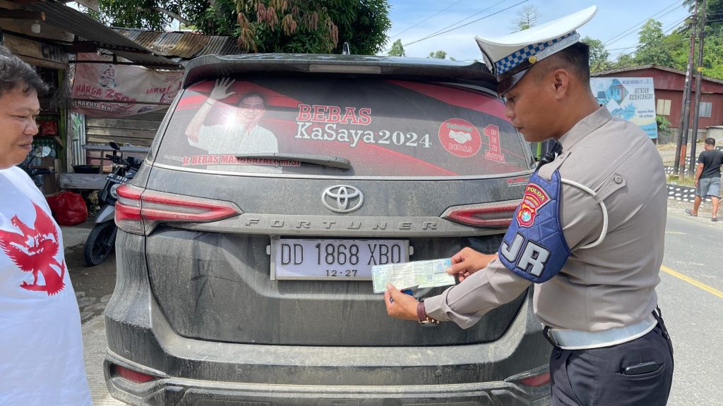 Operasi Keselamatan, PJR Ditlantas Polda Sulbar Sita Plat Palsu Kendaraan Portuner
