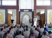 Syekh Malik dari Palestina Berbagi Kisah Pilu Palestina di Program Rutin Binrohtal Polda Sulbar