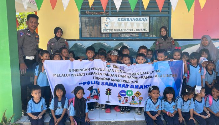Ditlantas Polda Sulbar Berikan Bimbingan Pengaturan Lalu Lintas kepada Anak Usia Dini