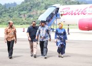 Tiba Di Sulbar, Pj Bahtiar Bawa Kabar Baik, Umumkan Penerbangan Setiap Hari Mamuju – Makassar