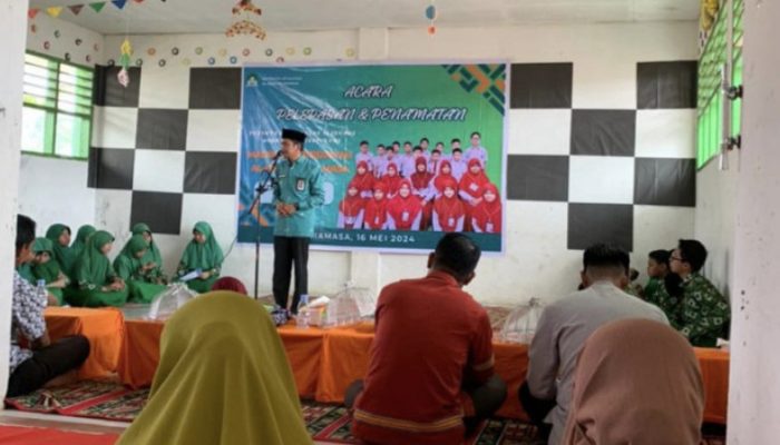 Abdul Hafid Plh Kakan Kemenag Hadiri Acara Pelepasan dan Penamatan Peserta Didik MI Al-Hidayah Mamasa