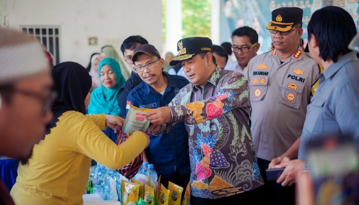 Warga Mamuju Makin Suka Gerakan Pangan Murah