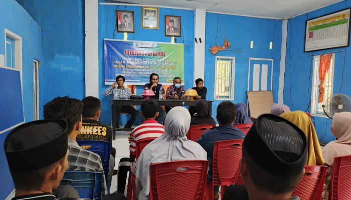 Ruang Komunitas Digital Desa Pati’di Melaksanakan Sosialisasi Literasi Digital Program Desa Cerdas (Smart Viillage).
