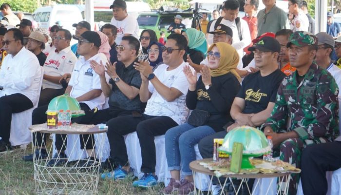 Ketua DPRD Sulbar Hadiri Pelepasan Sandeq Race di Tanjung Silopo