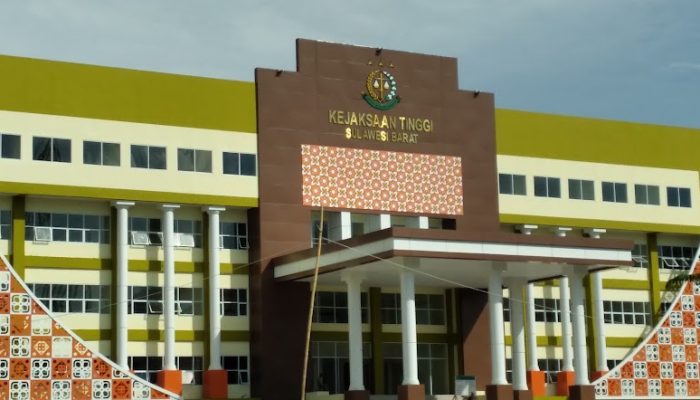 ALARM Soroti Sikap Kajati Sulbar yang Dianggap “Alergi” Terhadap Wartawan, Siap Berkolaborasi dengan IJS