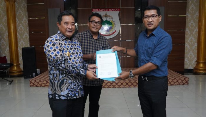 Ajak Masyarakat Jadikan Balabalakang Halaman Depan Provinsi Sulawesi Barat