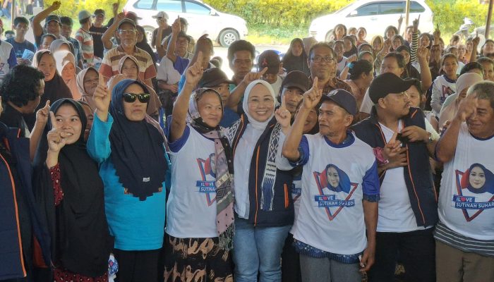 Masyarakat Desa Bonehau Ramai-Ramai Mengacungkan Jempol Selama Kepemimpinan Sutinah Suhardi Menjabat Bupati Mamuju