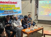 Mahasiswa PBL 3 STIKes Bina Bangsa Majene dan Pemdes Kurma Sukses Gelar Sosialisasi Pengelolaan Sampah Rumah Tangga