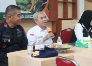 Penyuluhan Ancaman Bahan Kimia & Radioaktif: Kolaborasi DLH Sulbar dan Satuan Brimob Polda Sulawesi Barat