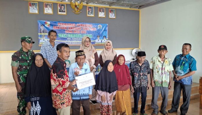 11 KPM Desa Cempaka Timur Terima BLT Dana Desa Oktober–Desember