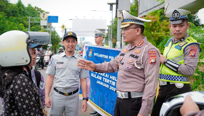 Jasa Raharja Bersama Ditlantas Polda Sulbar Ajak Masyarakat Tertib Berkendara 