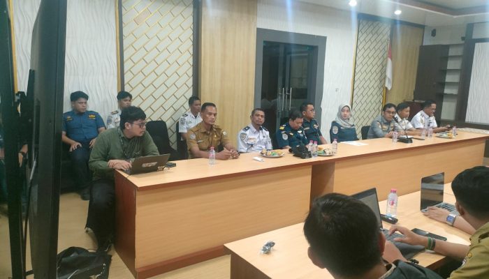 Dinas Perkimtanhub Sulbar Dampingi Tim Pusat Evaluasi Pelabuhan di Mamuju
