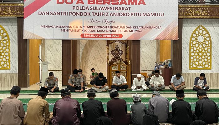 Jaga Keamanan dan Perkokoh Kesatuan, Polda Sulbar Ajak Santri Tahfiz Gelar Doa Bersama