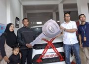 Beli Gran Max, Latang Petani Mamuju Menangkan Hadiah Utama Daihatsu All New Xenia dalam Daifest 2025