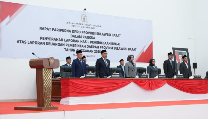 BPK RI Serahkan LHP LKPD 2025 ke DPRD Sulbar, Gubernur SDK Tegaskan Komitmen Tindak Lanjuti Rekomendasi BPK RI