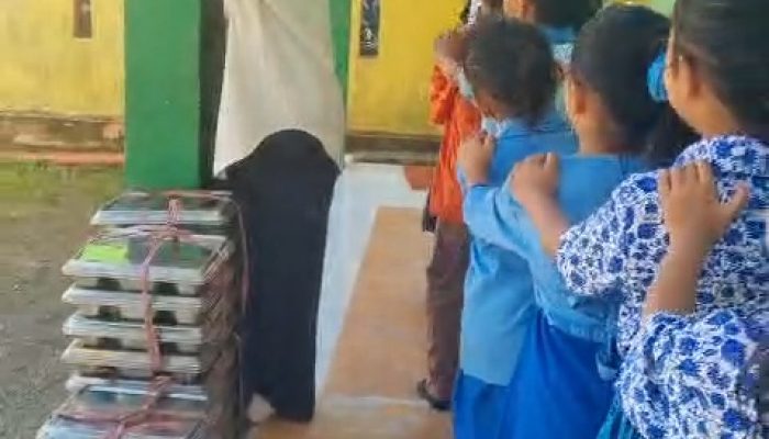 Siswa TK Gembira Sambut Kehadiran Program Makan Bergizi Gratis dari SPPG Karossa, Mamuju Tengah