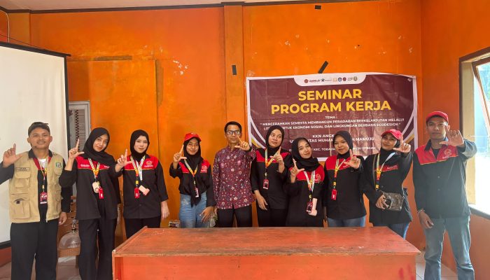 Dorong Literasi dan Pembinaan Keagamaan Sejak Dini, Mahasiswa KKN UNIMAJU Angkatan VI Paparkan Program Kerja di Desa Mahahe