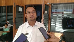 90% Ekspor Terbanyak Saat Ini Khusunya Di Sulbar Yaitu Kelapa Sawit .