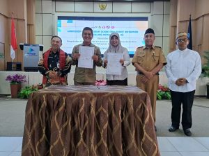 Tingkatkan Partisipasi Remaja Ke Desa, Deputi KSPK BKKBN RI Kukuhkan Duta Genre di Majene