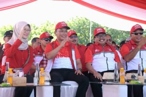 PJ Gubernur Zudan Imbau Warga Kibarkan Merah Putih di Setiap Rumah