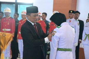 Pj Gubernur Sulbar Kukuhkan 71 Paskibra