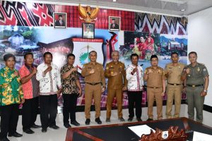 Pj Gubernur Sulbar Ajak Penghayat Mamasa Bersama Pemerintah Majukan Sulbar