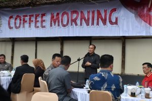 PJ Gubernur Ajak Anggota DPRD Sulbar Miliki 20 Anak Stunting