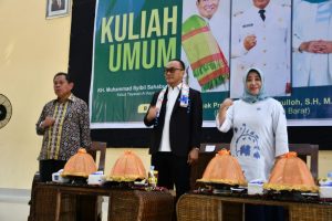 Dihadapan Mahasiswa Baru Unasman , Pj Gubernur Sulbar: Sinergi dan Kolaborasi Jadi Kunci Kemajuan