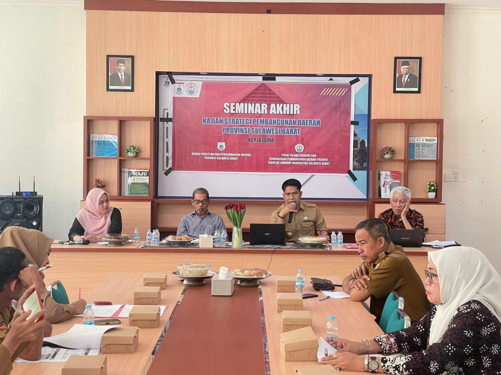 Seminar Kajian Strategi Pembangunan Sulbar, Lahirkan Rekomendasi Peningkatan Ekonomi Daerah