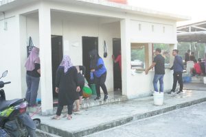 Setelah Sekolah, Biro Umum Sasar TPI Mamuju Galakkan Program Toilet Bersih