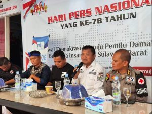 Peringatan Hari Pers Sulbar 2024: Dialog Publik Menuju Pemilu Damai, Dihadiri oleh Insan Pers dan Pejabat Pemerintah