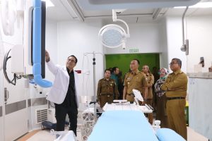 Pj Gubernur Sulbar, Prof Zudan Resmikan Layanan Katerisasi Jantung dan Batu Ginjal di RSUD Sulbar