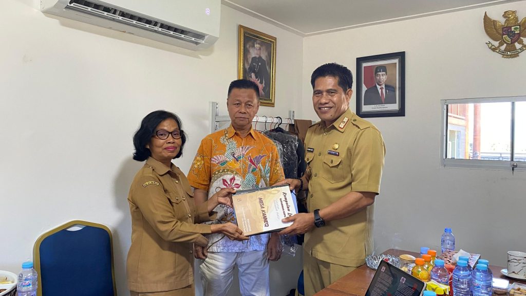 Sekertaris DPRD Sulbar Terima Kunjungan  Dinas Perpustakaan Provinsi Sulawesi Barat