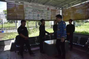 Memastikan Kelancaran Tugas Legislatif dan Pelayanan Publik di Sekretariat DPRD : Sekretaris Dewan (Sekwan) Hamzih Tinjau Kelengkapan Ruangan Komisi dan Pos Pengamana