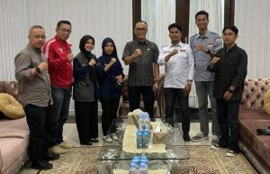 Pj Gubernur Sulbar, Prof Zudan Terima Audiensi Bem Nusantara, Deklarasikan Pemilu 2024 Damai