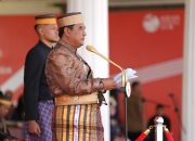 Peringati Hari Guru 2024, Pj Bahtiar: Kita Sementara Kordinasi DPRD Sulbar untuk Tambahan Tunjangan Gaji Guru