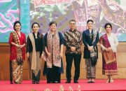 Menteri Kebudayaan Apresiasi Peluncuran Buku “Kebaya, Keanggunan yang Diwariskan”