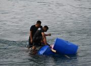 Pemprov Sulbar Dan Lanal Mamuju Kembali Turunkan Terumbu Karang Buatan.