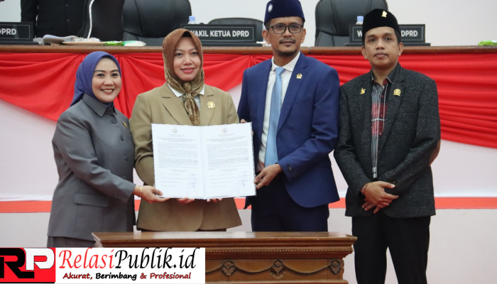 DPRD Sulbar Resmi Tetapkan SDK-JSM Sebagai Gubernur dan Wakil Gubernur Sulbar Terpilih Periode 2025-2030