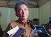 Kadis Disdikbud Sulbar Meminta Kepada Sekolah Menyelesaikan Pengisian PDSS Melalui Grup Komunikasi Internal. 
