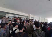 DPRD Sulbar Temui Massa Aksi Mahasiswa Saat Peringatan Hari Reformasi 22 Mei