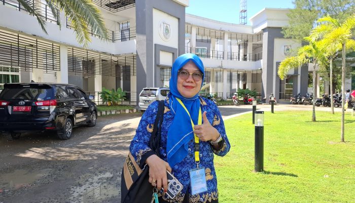 Cegah Kemiskinan ,Disdikbud Sulbar Prioritaskan Beasiswa dan Perlengkapan Sekolah untuk Siswa Kurang Mampu