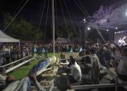 Makkuliwa Sandeq Silumba 2025: Doa-doa Mengudara dari Atas Perahu di Pantai Bahari Polewali Mandar