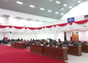 Paripurna DPRD Sulbar: Gubernur Apresiasi Masukan Fraksi untuk Penyempurnaan APBD 2026